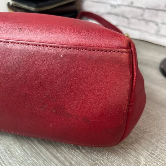 COACH Vintage Legacy Collection Hobo Shoulder Bag RedLeather - Picture 6 of 9